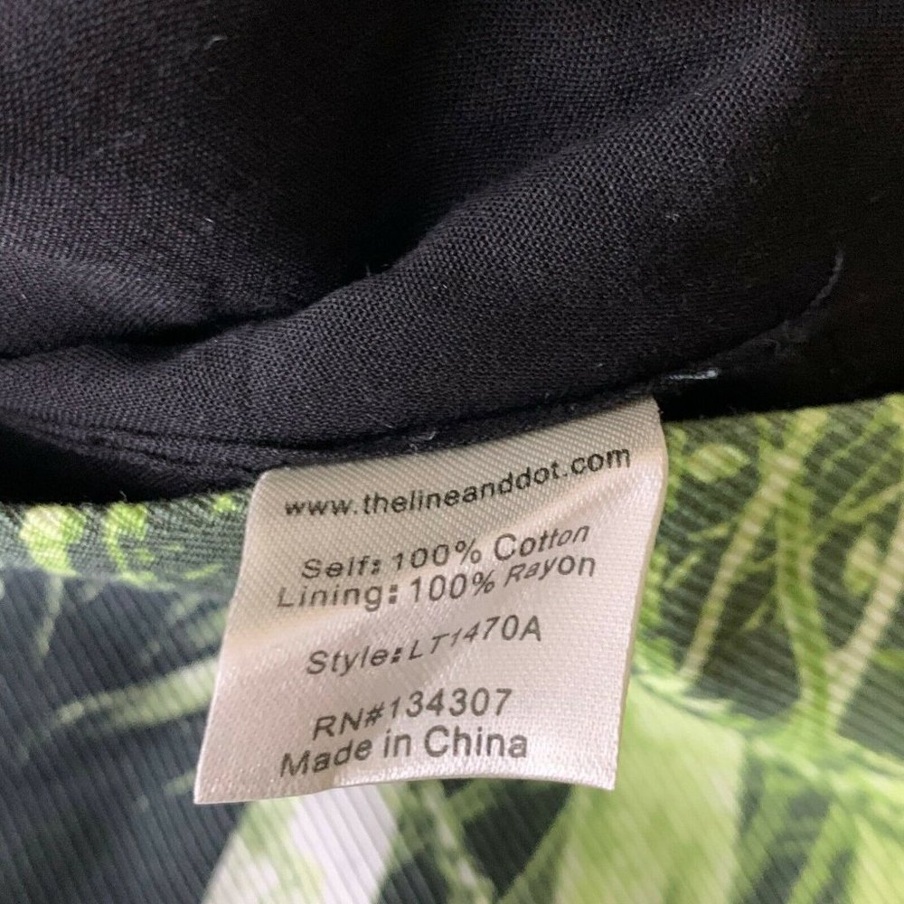 NEW Line & Dot Crop Top Leaves Print Sleeveless - Picture 5 of 6